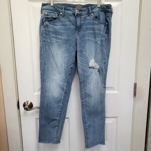 Torrid Blue Denim Crop Boyfriend Distressed Raw Frayed Hem Jeans